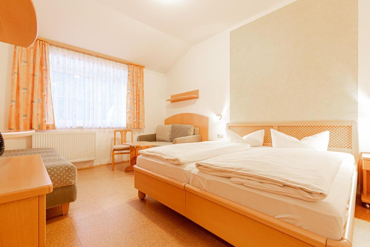 Gasthof Zur Post Sankt Kathrein am Hauenstein Extérieur photo
